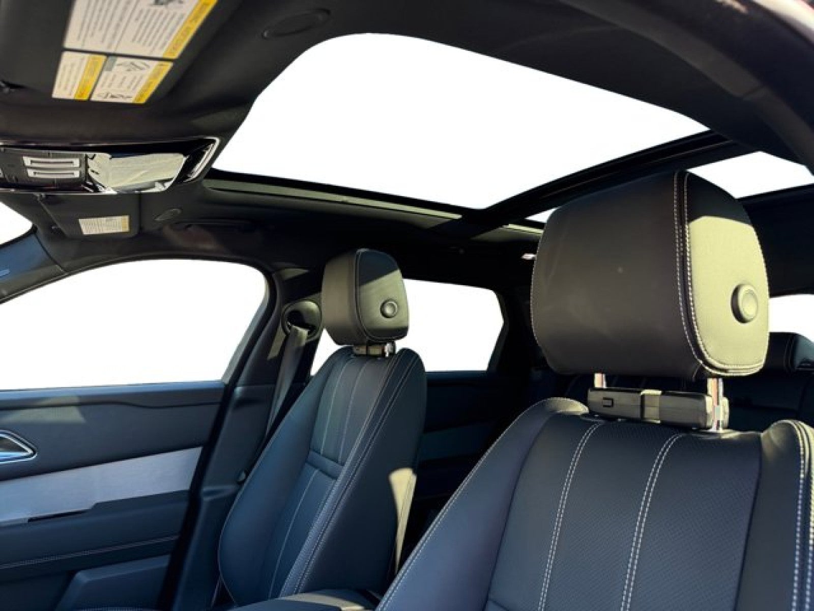 2023 Land Rover Range Rover Velar R-Dynamic S