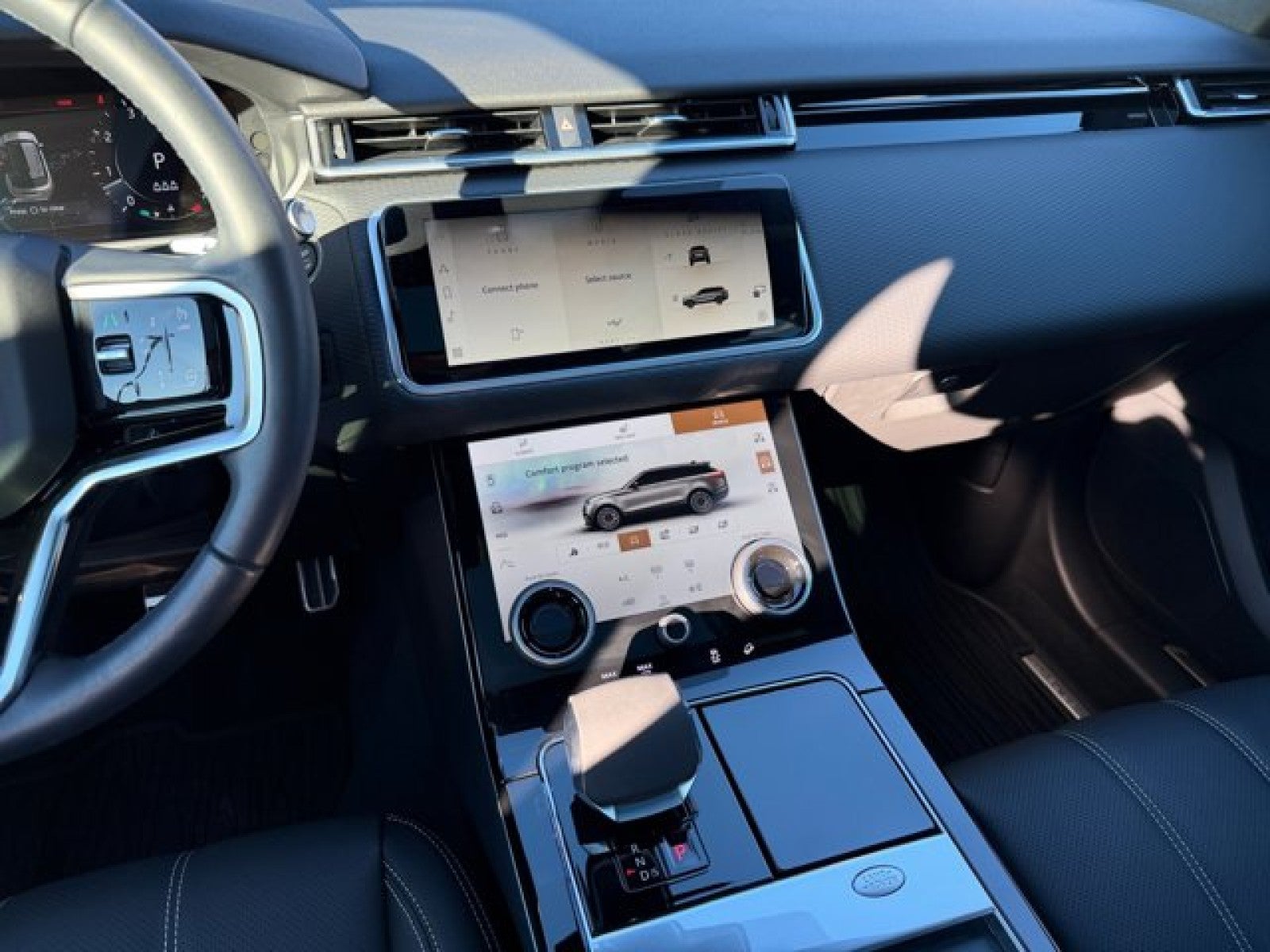 2023 Land Rover Range Rover Velar R-Dynamic S