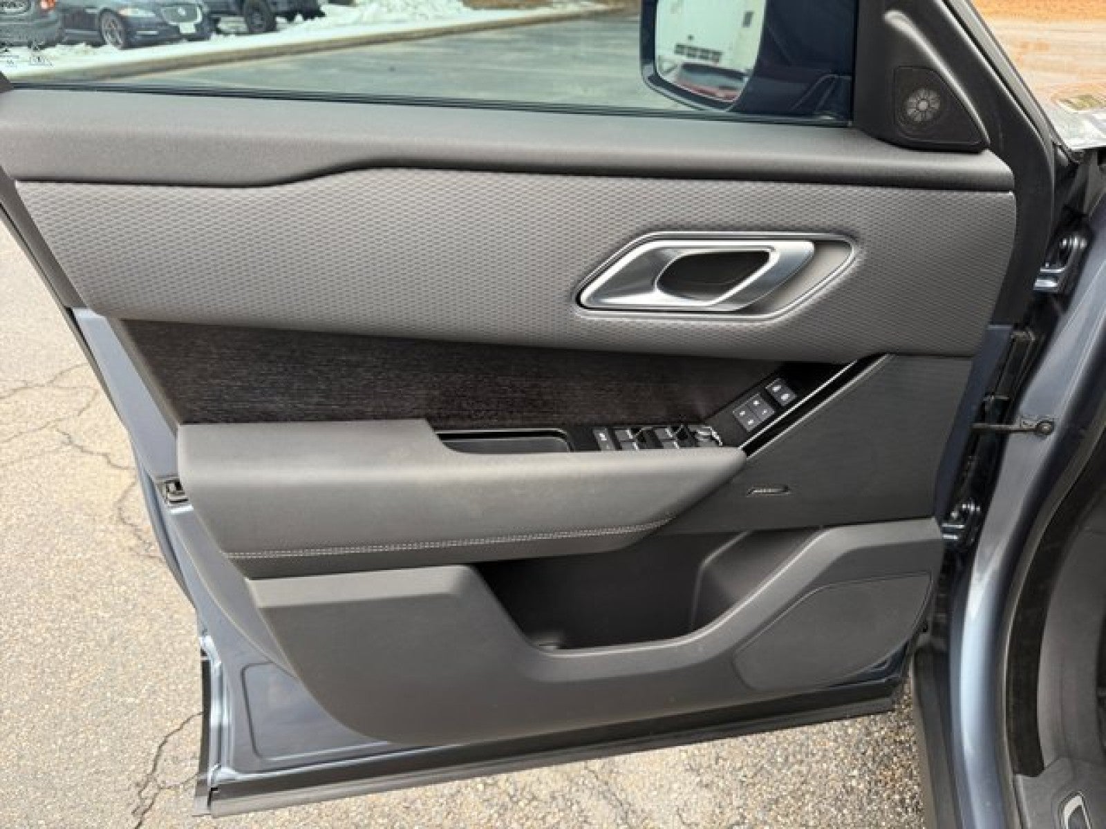 2023 Land Rover Range Rover Velar R-Dynamic S