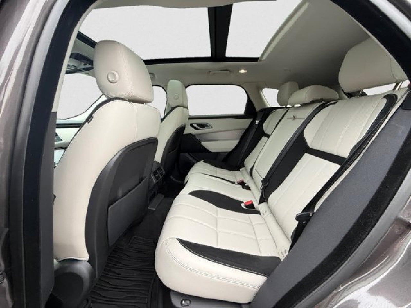 2023 Land Rover Range Rover Velar R-Dynamic S