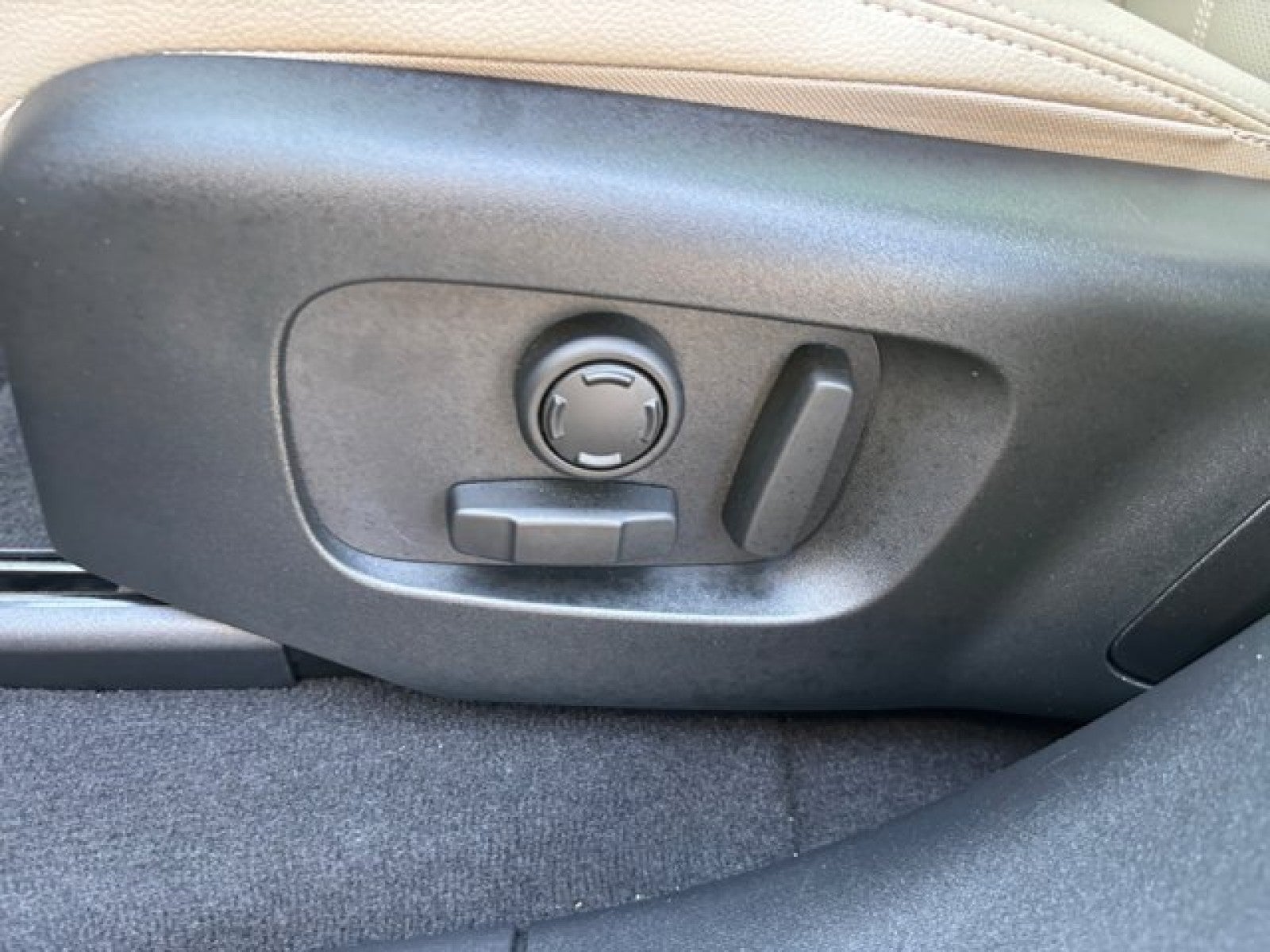 2021 Land Rover Range Rover Velar R-Dynamic S