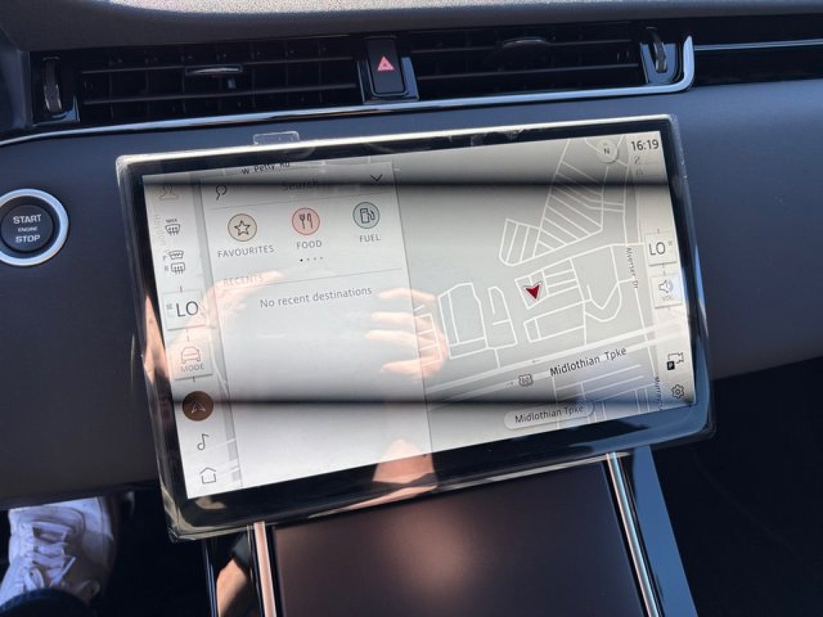 2026 Land Rover Range Rover Evoque Dynamic SE