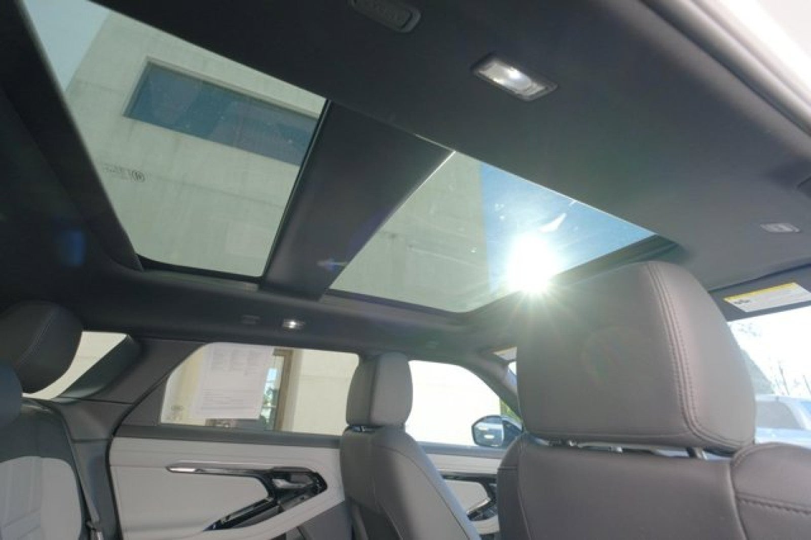 2023 Land Rover Range Rover Evoque R-Dynamic S