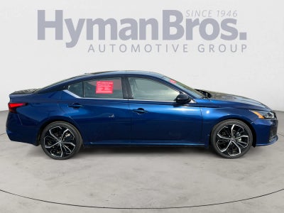 2023 Nissan Altima 2.5 SR
