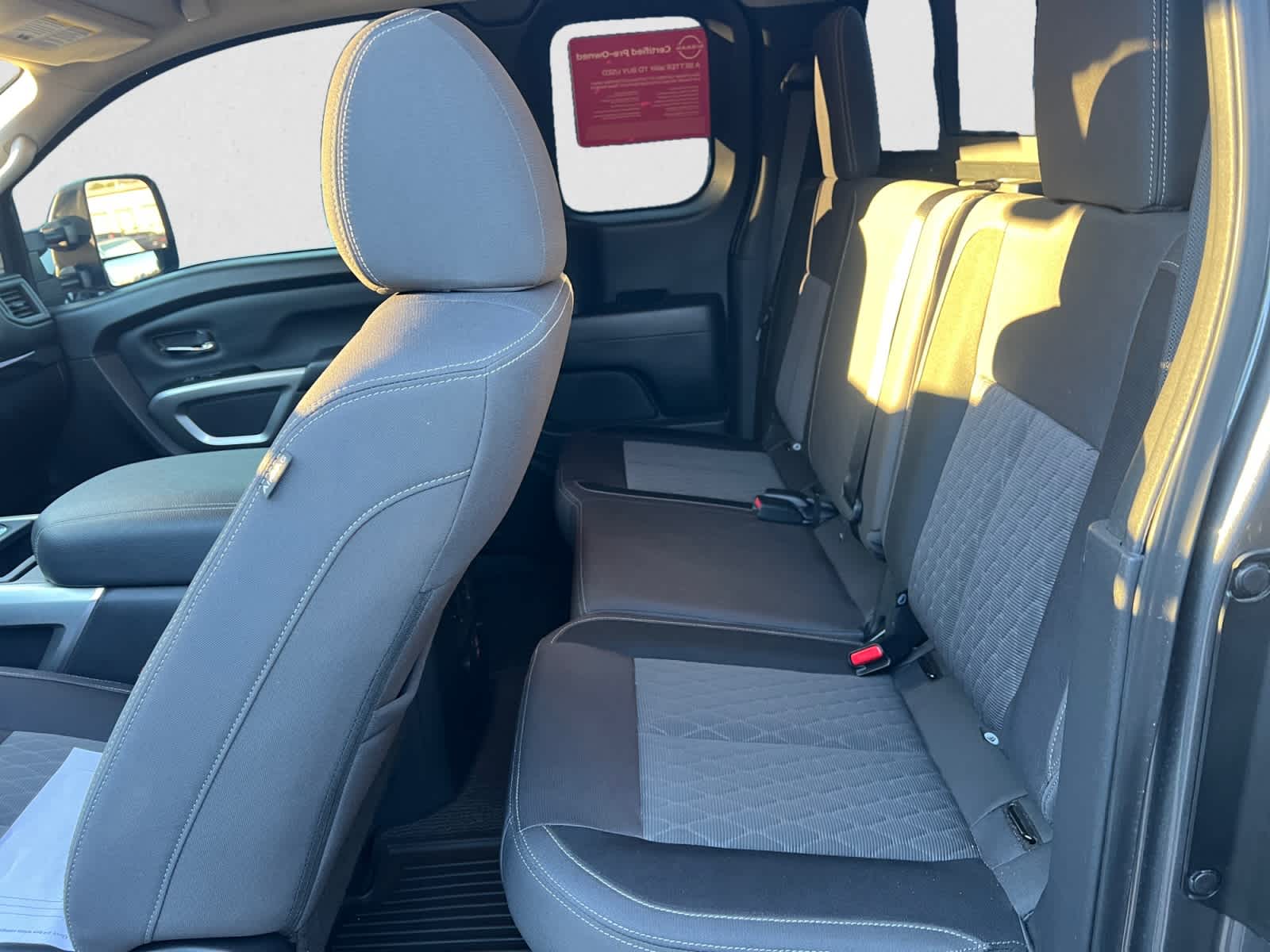 2023 Nissan Titan SV