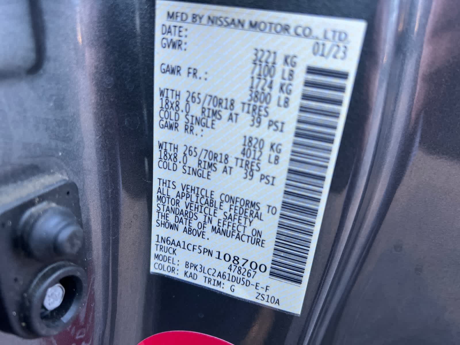 2023 Nissan Titan SV