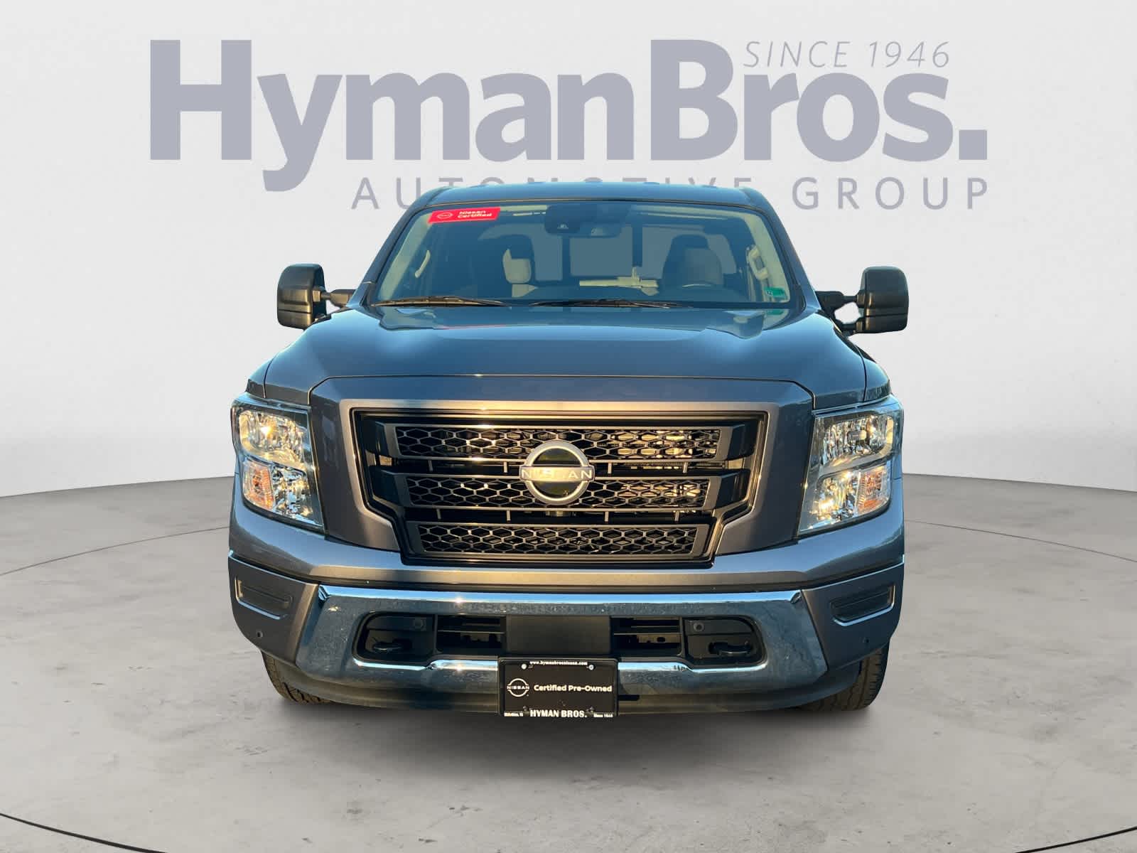 2023 Nissan Titan SV