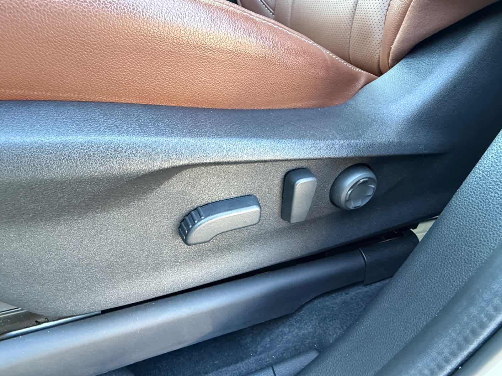 2023 Subaru Ascent Touring