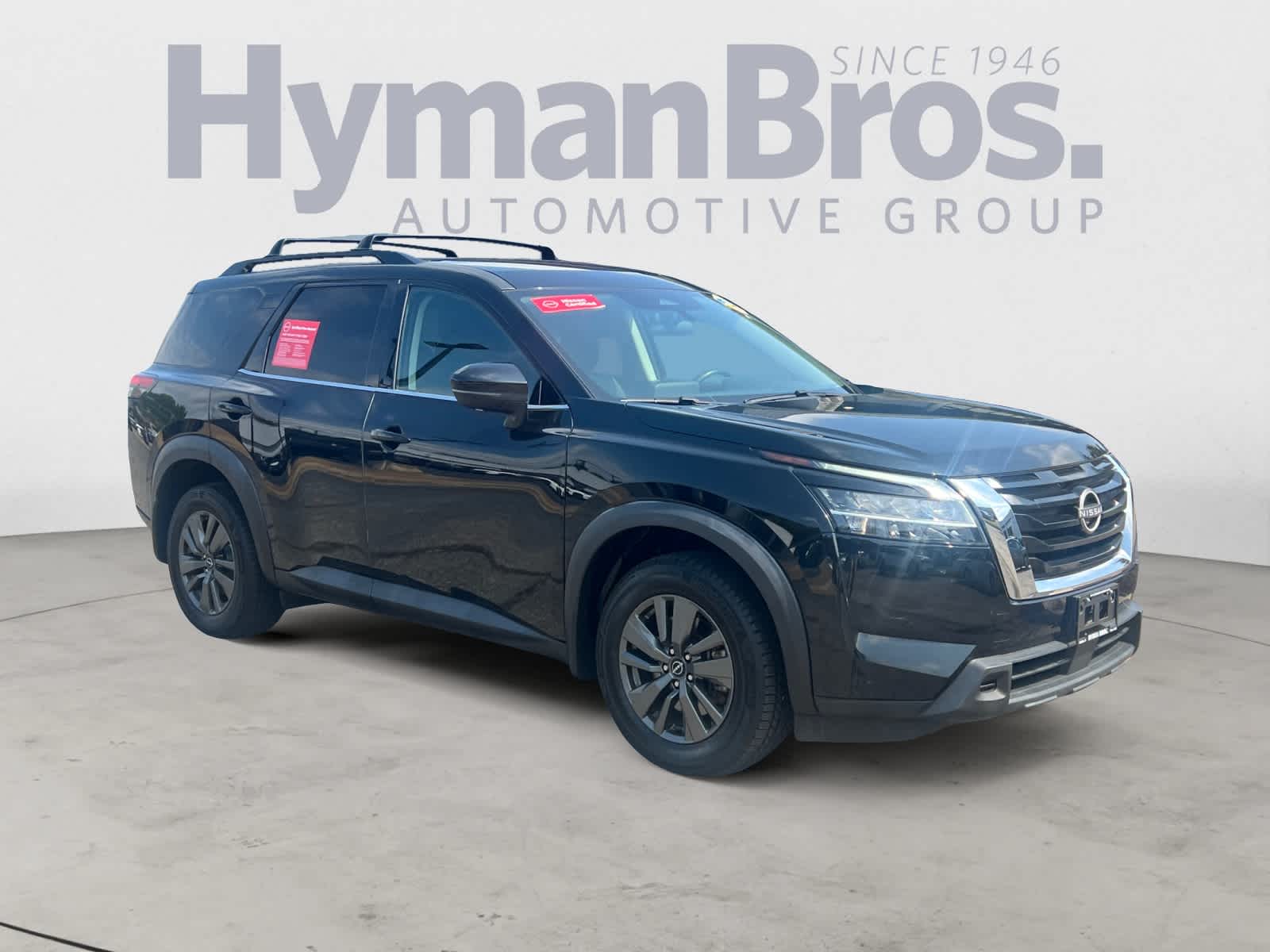 2022 Nissan Pathfinder SV
