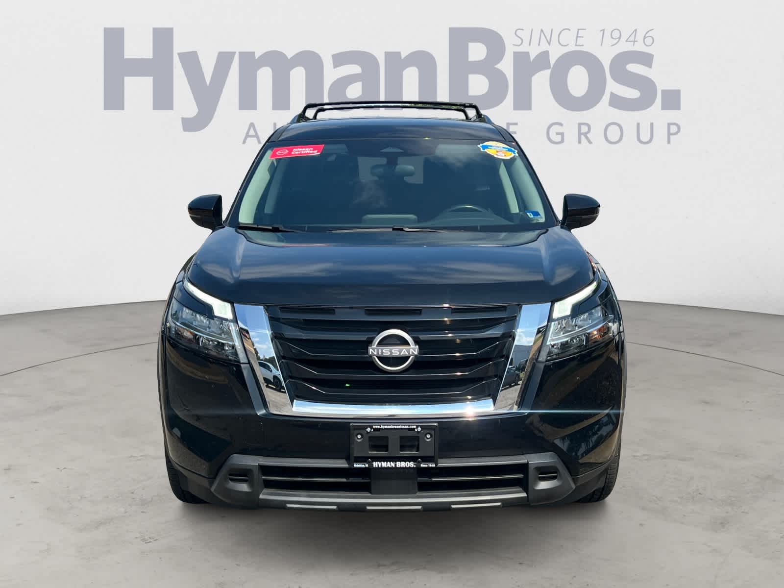2022 Nissan Pathfinder SV