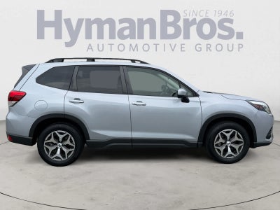 2024 Subaru Forester Premium