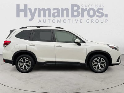 2024 Subaru Forester Premium