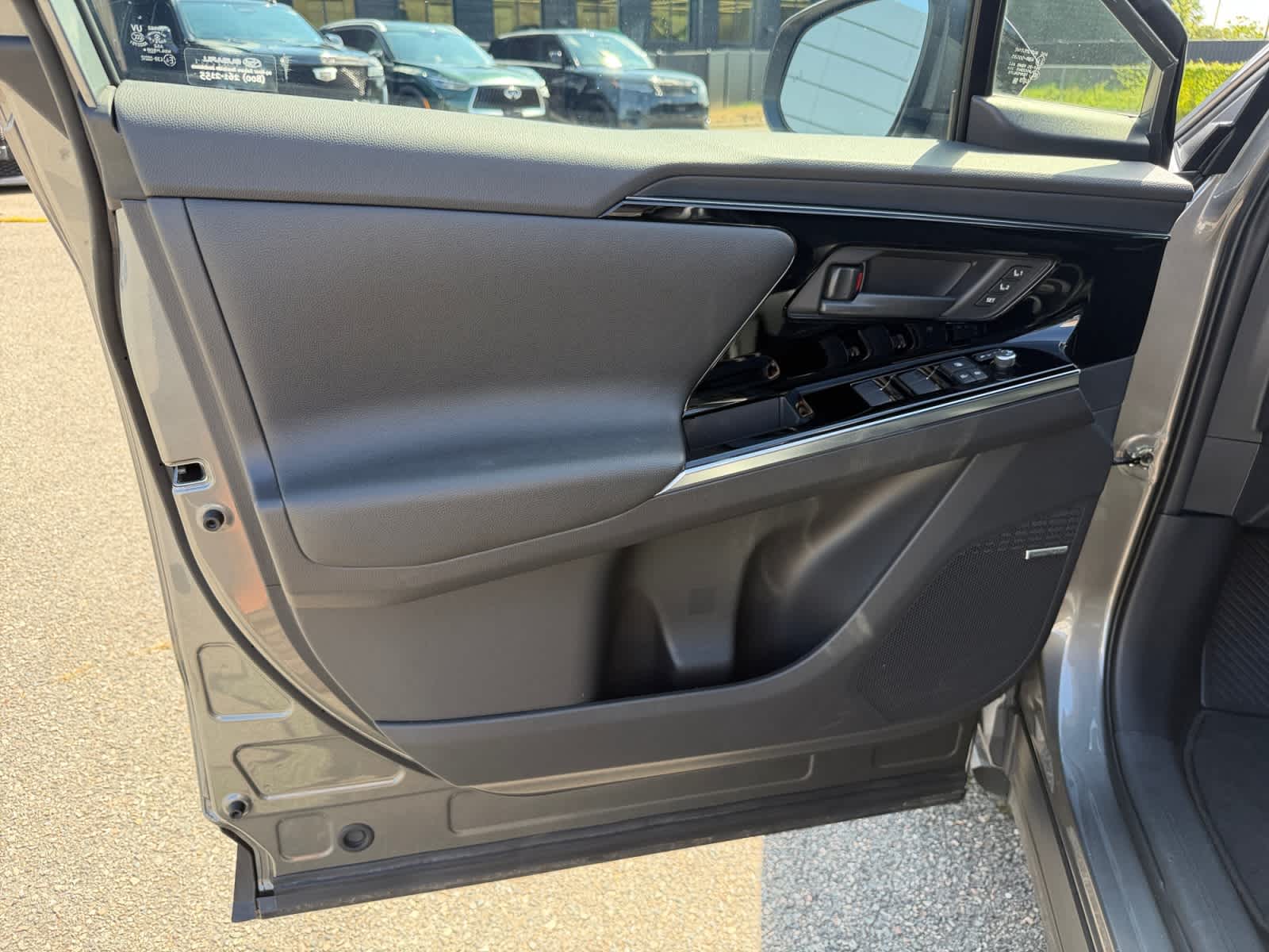 2023 Subaru Solterra Limited