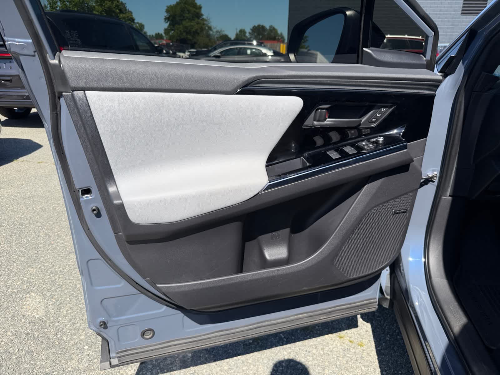 2023 Subaru Solterra Limited