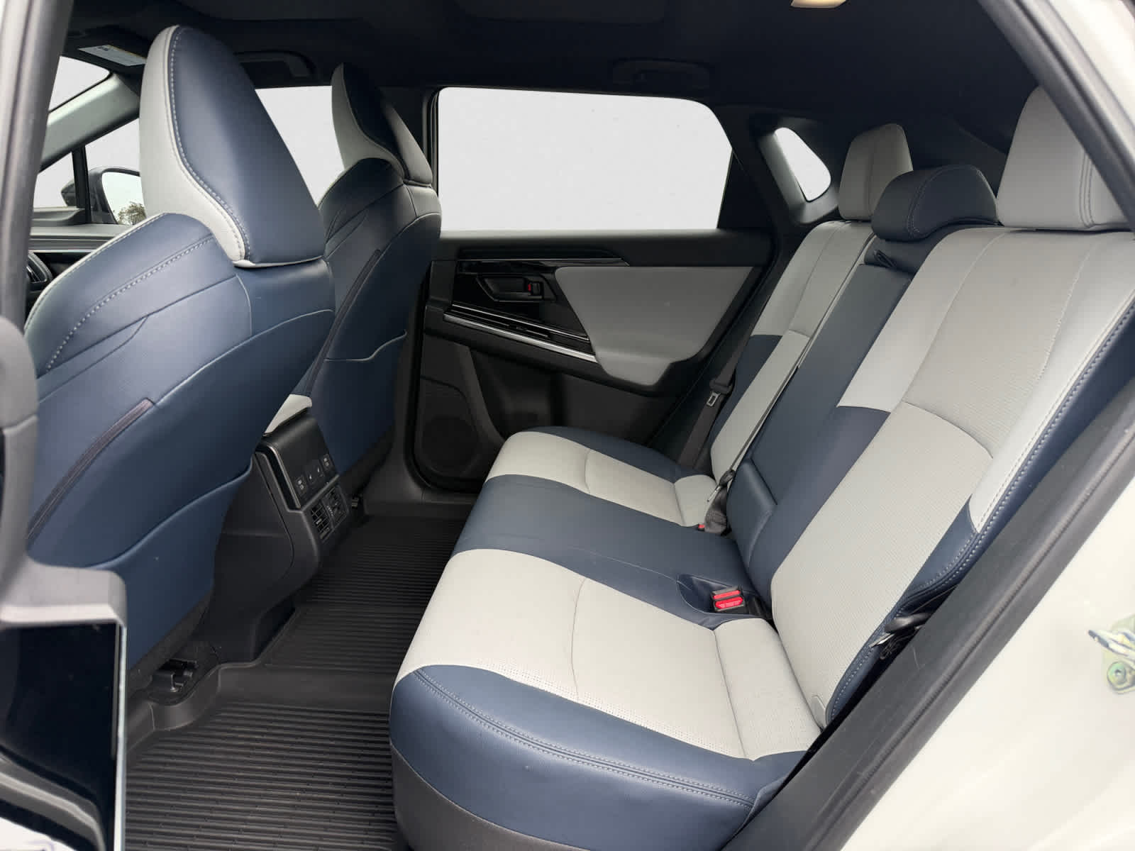 2023 Subaru Solterra Touring