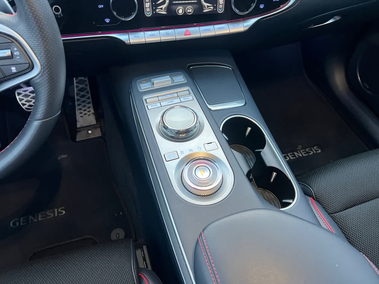 2023 Genesis GV70 2.5T